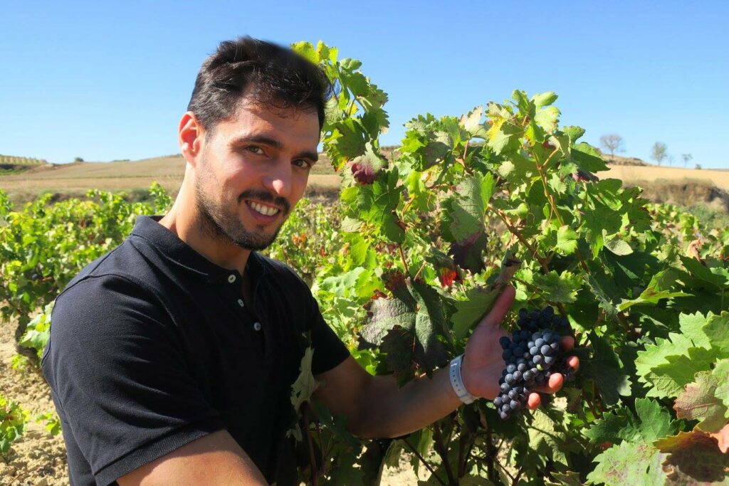 Spanish Acquisition Wine Importer Australia
bodega urbina fotos
visita bodegas urbina
Visiting Bodegas Urbina
